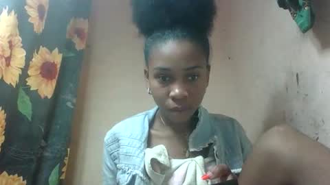 edra online show from October 18, 1:15 pm