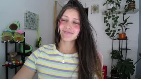 Snapshot of littlelaksmi chatting on December 27, 8:28 pm Laksmi online show from December 27, 8:28 pm
