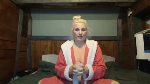 lisanixs online show from February 19, 4:11 pm