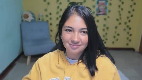 Mia  Wednesday to Sunday 730 am to 1030 am Colombian Hour D online show from December 23, 5:35 am