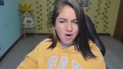 Mia  Wednesday to Sunday 730 am to 1030 am Colombian Hour D online show from February 3, 6:40 am