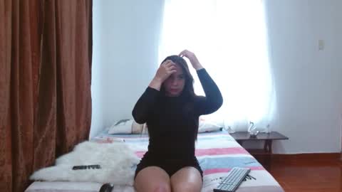 Snapshot of littleshydoll chatting on March 8, 8:14 pm Sarita online show from March 8, 8:14 pm