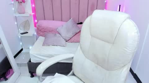  sofii  online show from October 2, 9:13 pm