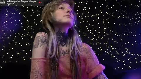 Niki  free tg channel with some photos gifs and info about streams  online show from March 23, 2:22 pm