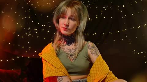 Niki  free tg channel with some photos gifs and info about streams  online show from January 13, 3:09 pm