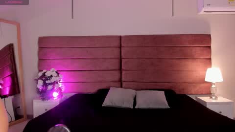 Valee online show from December 17, 10:11 am