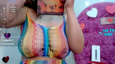 Litzy online show from February 25, 6:33 pm