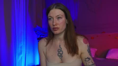 Liv 3 online show from October 17, 4:11 pm