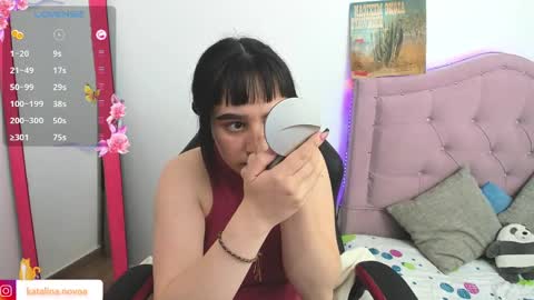 Snapshot of liv_rosse chatting on February 21, 10:59 pm Katalina Novoa. online show from February 21, 10:59 pm