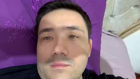 live_1119 online show from November 14, 9:05 pm