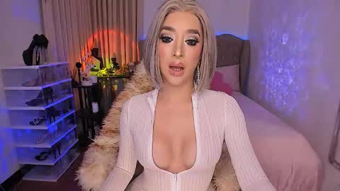 Goddess Ayumi online show from September 10, 7:09 am