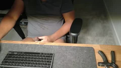 livetribber online show from March 9, 12:43 pm