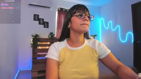 Snapshot of livfabi_ chatting on January 20, 4:45 pm Livfabi online show from January 20, 4:45 pm