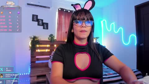 Snapshot of livfabi_ chatting on December 29, 7:11 pm Livfabi online show from December 29, 7:11 pm
