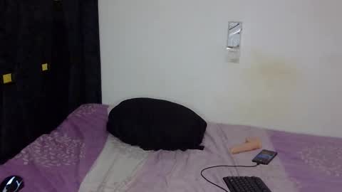 livhorny online show from November 17, 12:52 pm