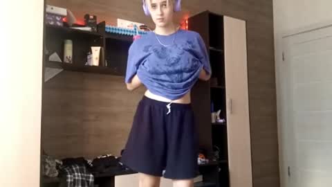 Nora online show from September 12, 2:41 pm