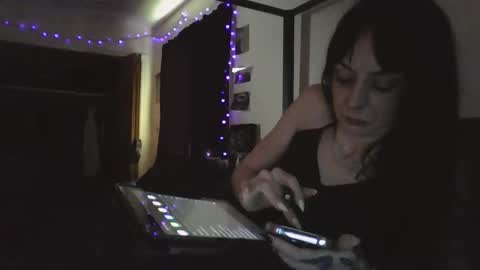 Liv Mirage online show from May 14, 7:34 pm