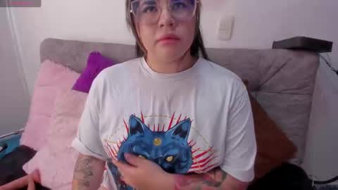 Snapshot of liz_7even chatting on March 12, 6:00 pm Eliza online show from March 12, 6:00 pm