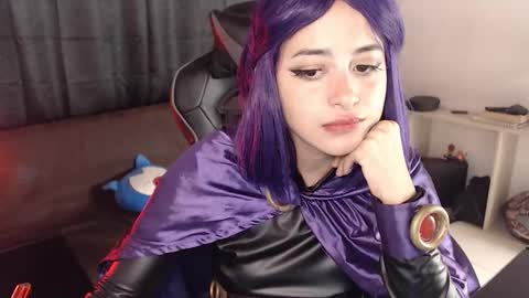 Elizabeth online show from November 14, 9:16 pm