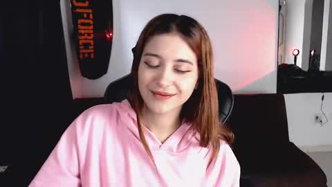 Elizabeth online show from October 27, 7:58 pm