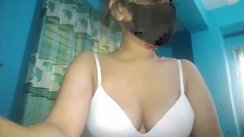 liza590865 online show from December 3, 5:30 am