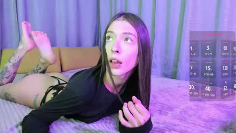 LizaLure online show from October 20, 7:19 pm