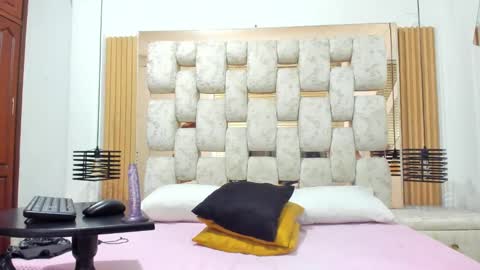 lizANDjuan online show from February 28, 2:53 pm