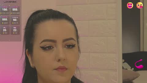 Snapshot of lizasunshine__ chatting on March 5, 7:05 am lizasunshine__ online show from March 5, 7:05 am