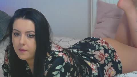 Snapshot of lizasunshine__ chatting on December 10, 11:54 am lizasunshine__ online show from December 10, 11:54 am