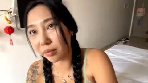 Lizz online show from November 27, 7:16 am