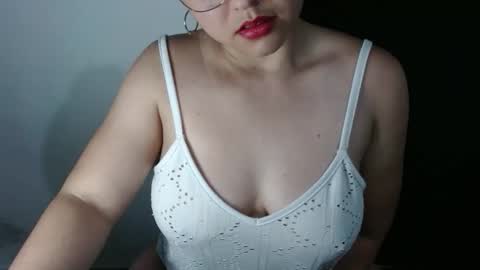 Lizze Bodu 3 online show from March 9, 2:16 am