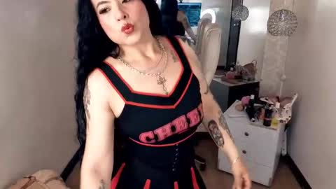 Snapshot of lizha_milf chatting on September 16, 6:22 pm Lizha online show from September 16, 6:22 pm