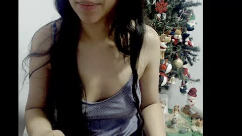 lizz1305 online show from December 13, 3:21 pm