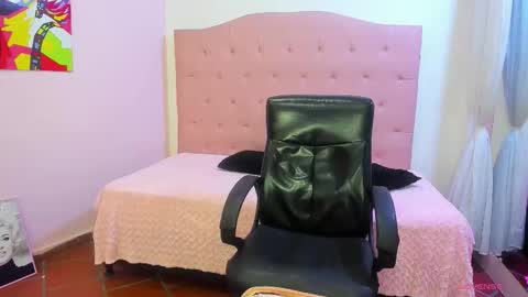 lizza online show from October 22, 1:13 pm