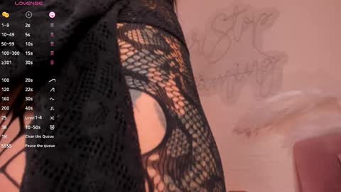 Lizzi  online show from February 18, 9:09 pm