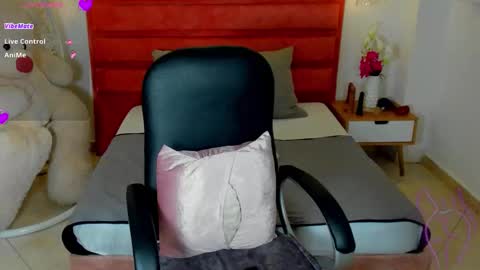 Lizzy Joss online show from October 20, 10:26 pm