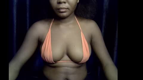 lizzy online show from October 11, 6:33 pm