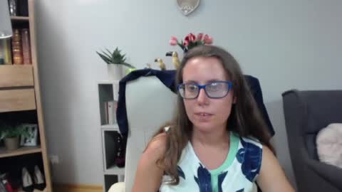 Lizzy online show from June 29, 10:15 am