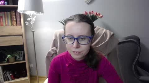 Lizzy online show from March 30, 4:23 am