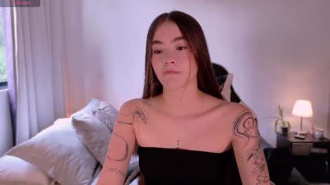 Lizzy Colins online show from August 8, 7:46 pm
