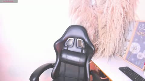 Lizzy  online show from September 20, 6:16 am