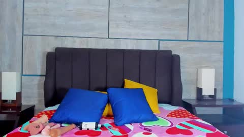 LizzySato online show from December 16, 11:11 pm