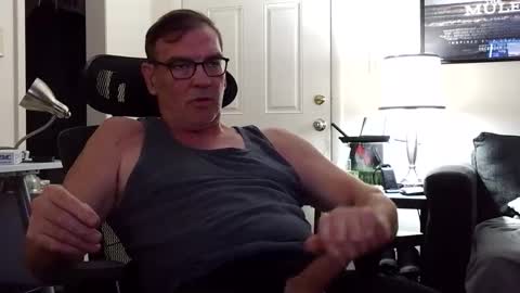 LongDick Daddy online show from September 27, 11:46 pm