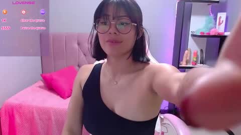 Snapshot of loaluxury chatting on February 9, 12:17 am Pamela online show from February 9, 12:17 am