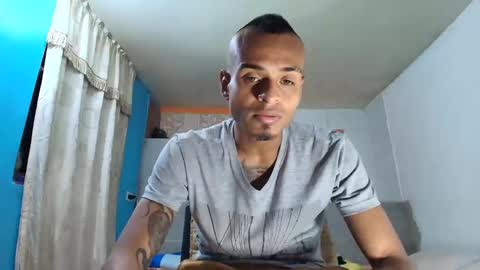 Snapshot of lobo_cockk chatting on February 10, 5:58 am edwin online show from February 10, 5:58 am