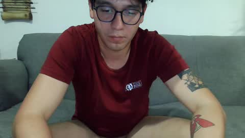 Snapshot of lobomx19 chatting on February 27, 1:52 am Lobo online show from February 27, 1:52 am