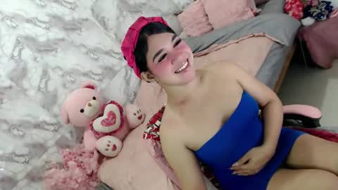 Thea online show from March 24, 8:26 pm