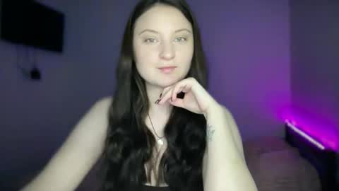 locaalis1 online show from October 25, 12:27 pm