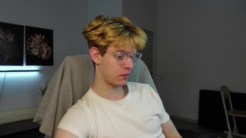 LOGAN FRASER online show from October 4, 6:22 am