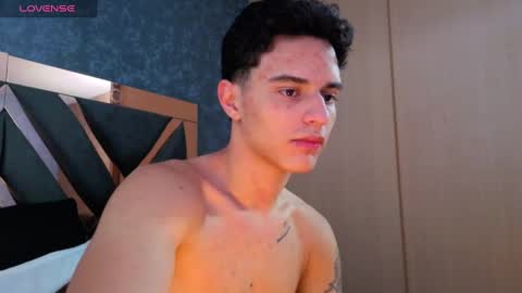 Snapshot of logan_madoox chatting on September 17, 10:24 pm logan madoox online show from September 17, 10:24 pm